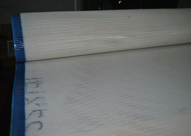 Heat Resistance 100% Polyester Mesh Belt For Conveyor Dryer , White Color
